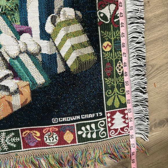 Crown Crafts Holiday Tapestry Throw Blanket Christmas Tree 49 x 58 USA Made - Picture 7 of 10
